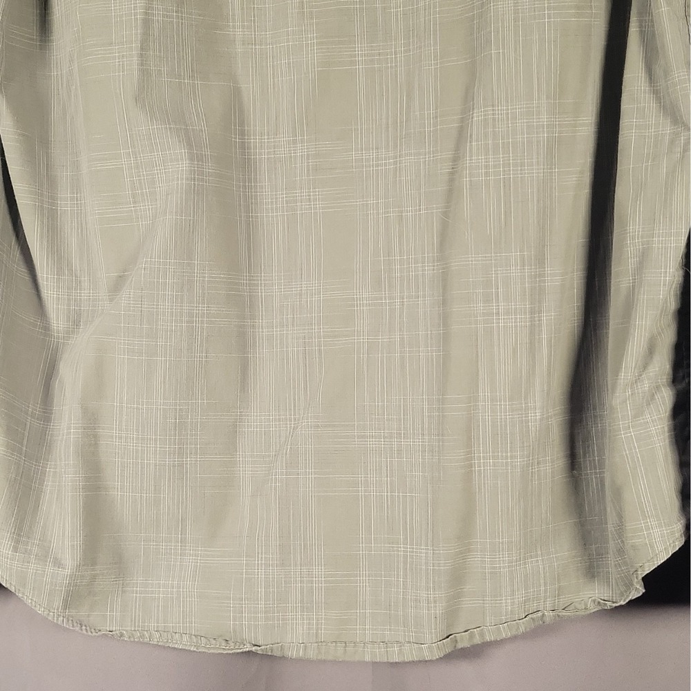 Haggar Men's LT Plaid Gray Woven Cotton/Poly Button-Down Shirt Pockets - Picture 10 of 13